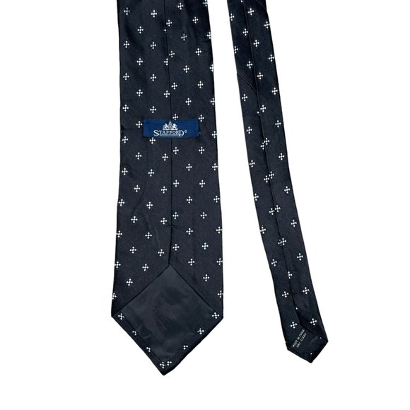 Stafford Men's Black Geometric Classic Silk Necktie - Picture 3 of 6